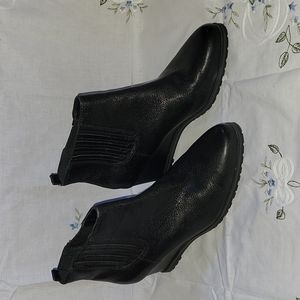 Ellen Tracy leather wedge boots